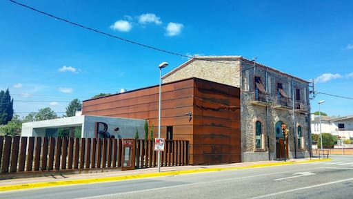 Restaurant Bo-TiC, ubicat a Corçà, Baix Empordà i amb una estrelka Michelin des de 2009