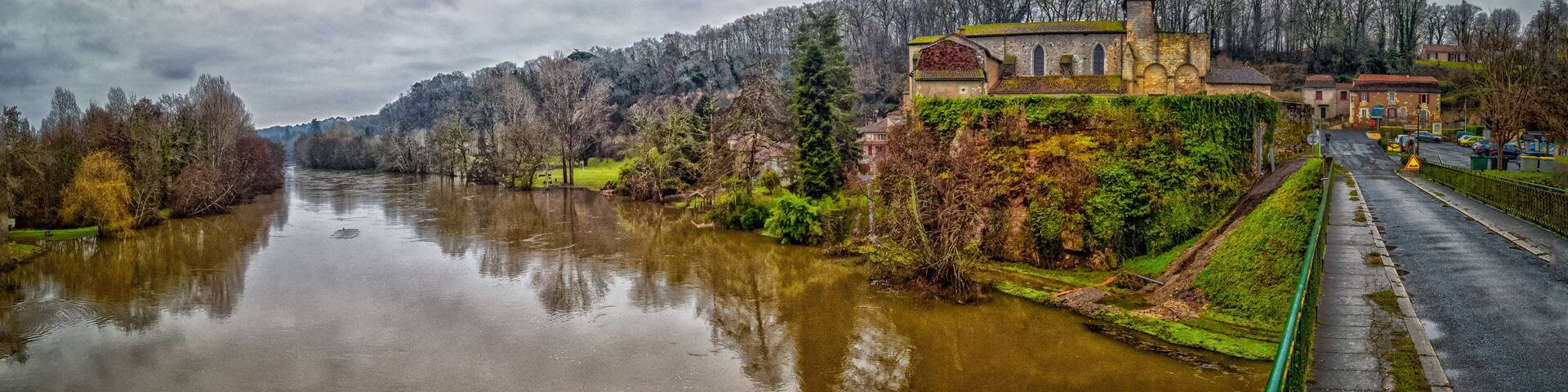 The River Isle has overflowed its banks