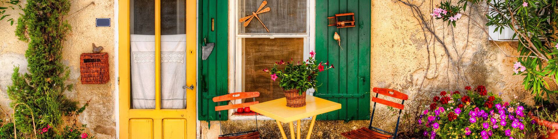 Charming Facade in Beaumes-de-Venise, Provence, France