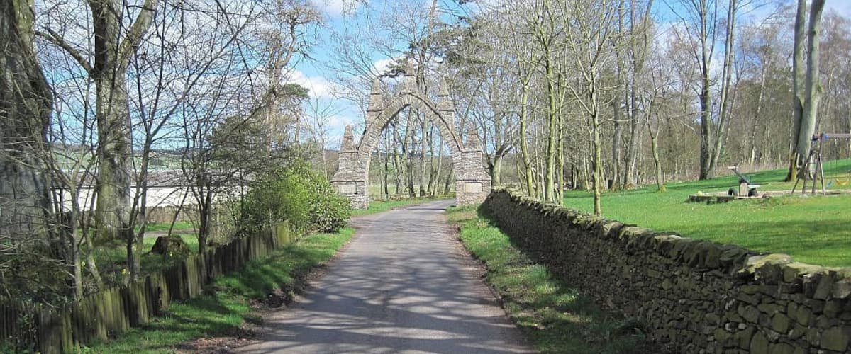 Spottiswoode, Pyatshaw Archway