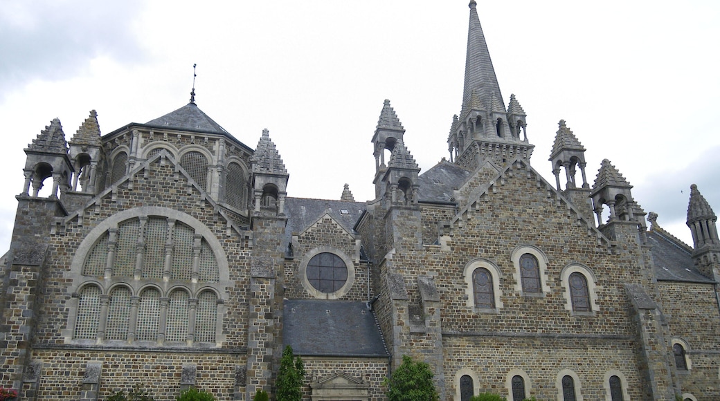 l'eglise de tinteniac