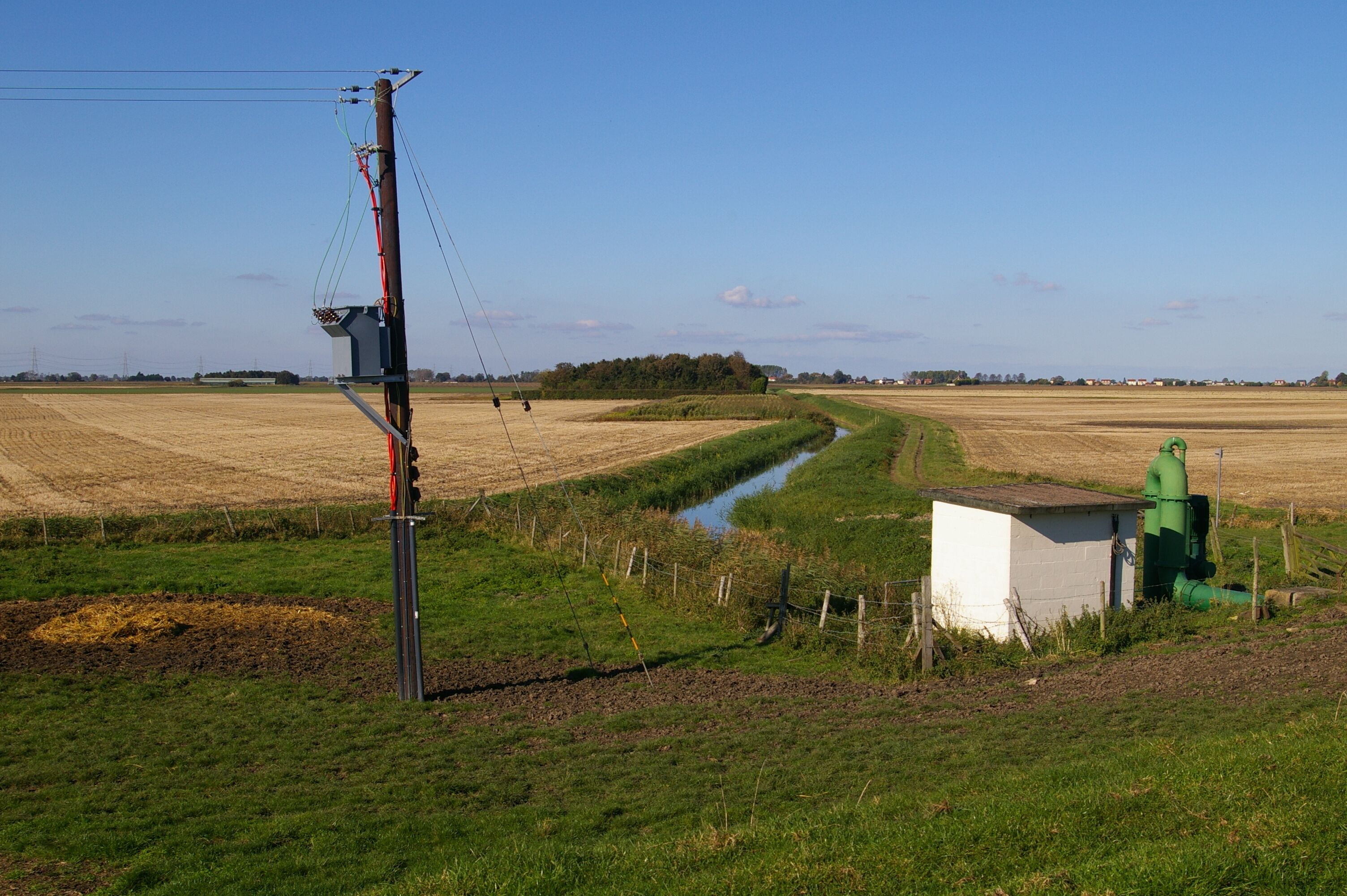 Upwell Fen Pumping Station This pumping station is managed by Upwell Internal Drainage Board, and drains the eastern part of Upwell Fen into the Old Bedford River.
