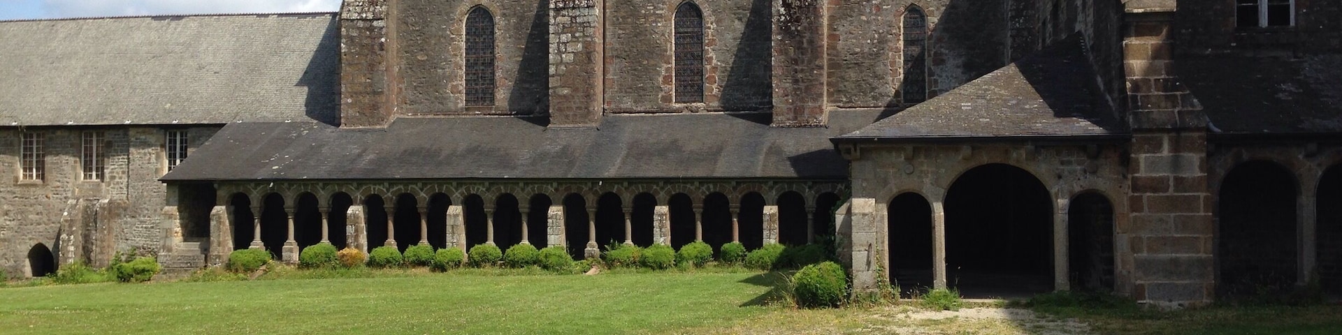Near to the Grande Cascade, one of two waterfalls in Mortain.
The Chapel sometimes open and although it is falling into disrepair it is really lovely.