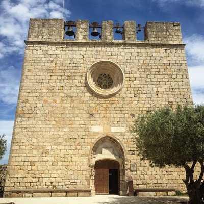 The church in the Sant Martí d’Empúries village. 
"The name ‘Empúries’ is derived from the Latin ‘Empuriae’ which in turn comes from the Classic Greek word ‘Emporion’ meaning ‘market,’ which is how the Greeks spoke of the colony, the initial purpose of which was to have the advantage of being a commercial power. From the early Middle Ages it had always been known as Empúries, or Vila d’Empúries, which would change to Sant Martí d’Empúries (for the arrival of its church) from 1766, when L’Escala became the municipal capital."