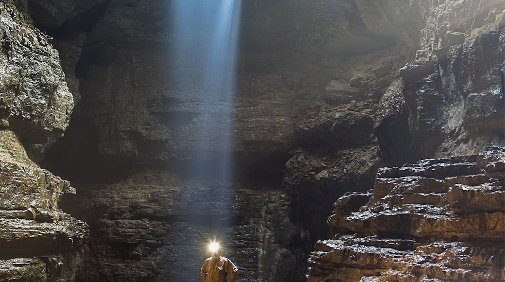 This cave is definitively worth a visit! Be sure to request a permit first and be prepare for a short hike through the woods.