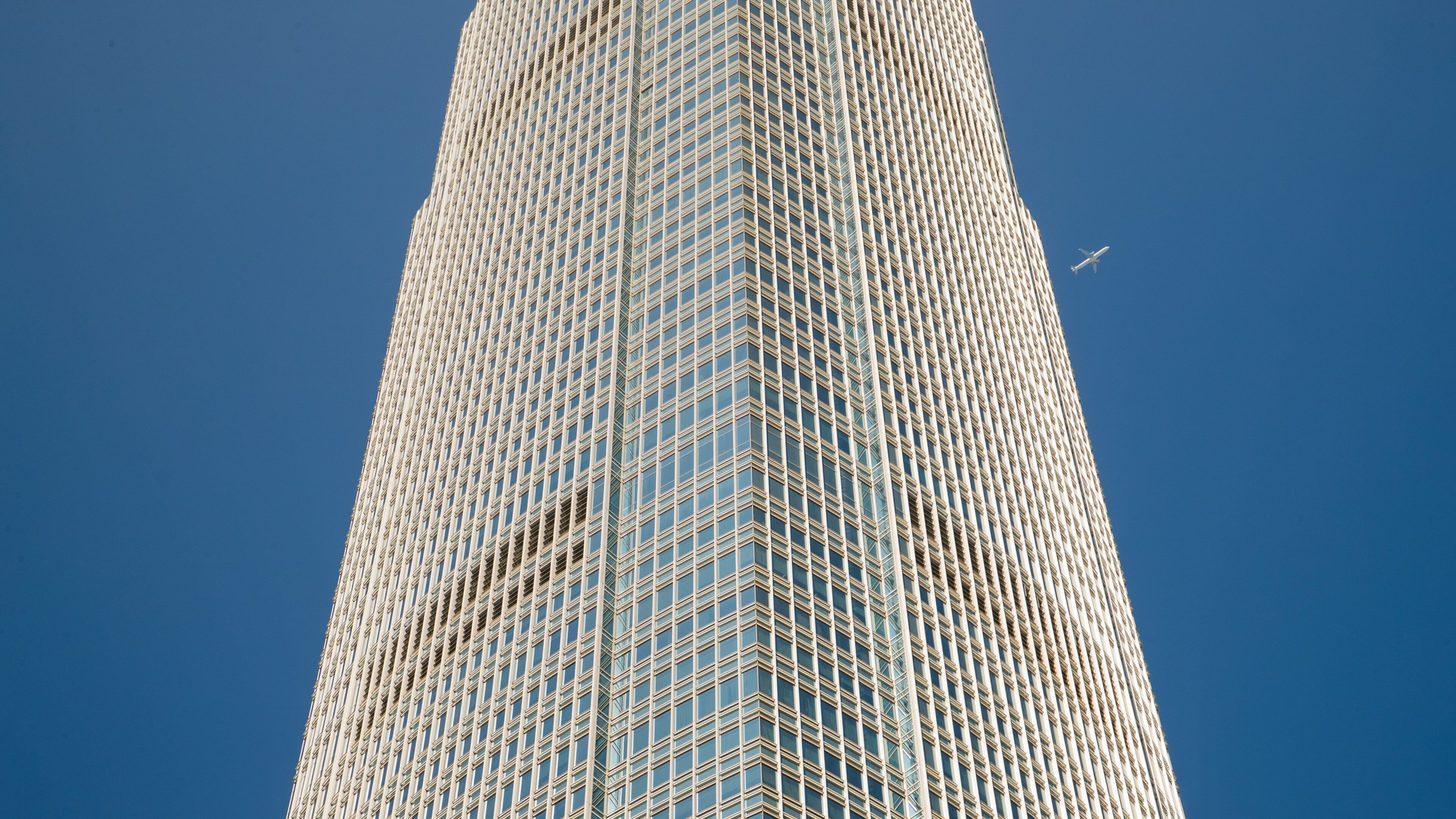 International Finance Centre showing a skyscraper