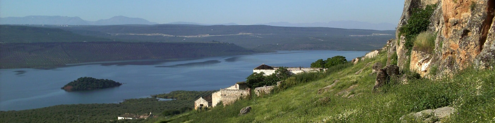 Vista del embalse de Giribaile, en Vilches.