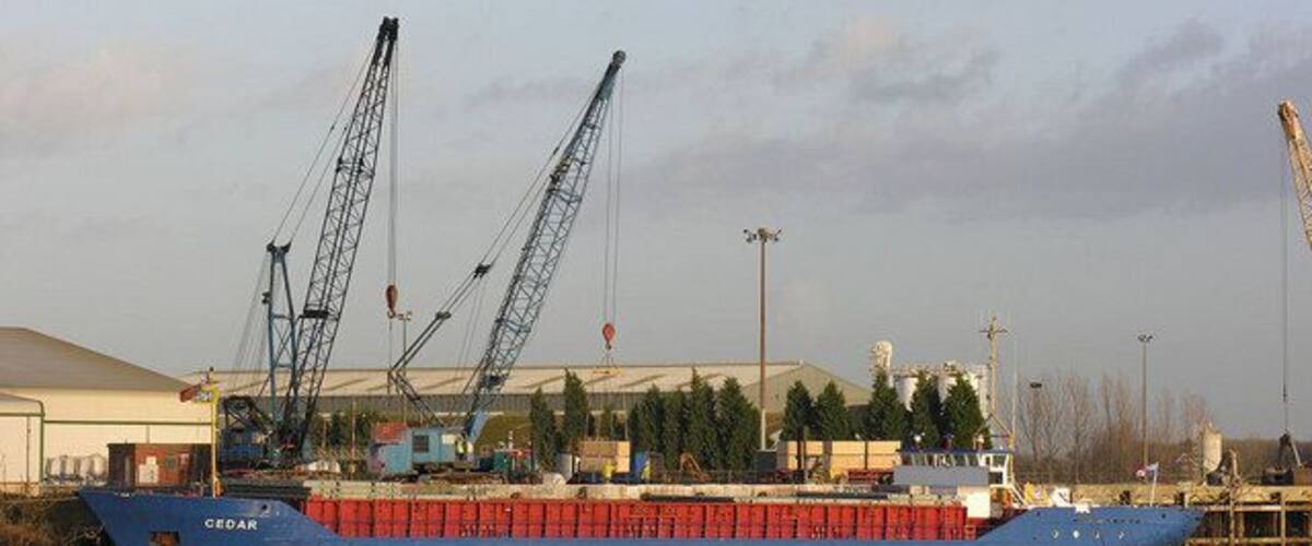 The Cedar at Howdendyke Jetties (lower), Howdendyke, East Riding of Yorkshire, England. IMO Number: 8100624 MMSI Number: 305149000 Callsign: V2PP9 Length: 82 m Beam: 11 m