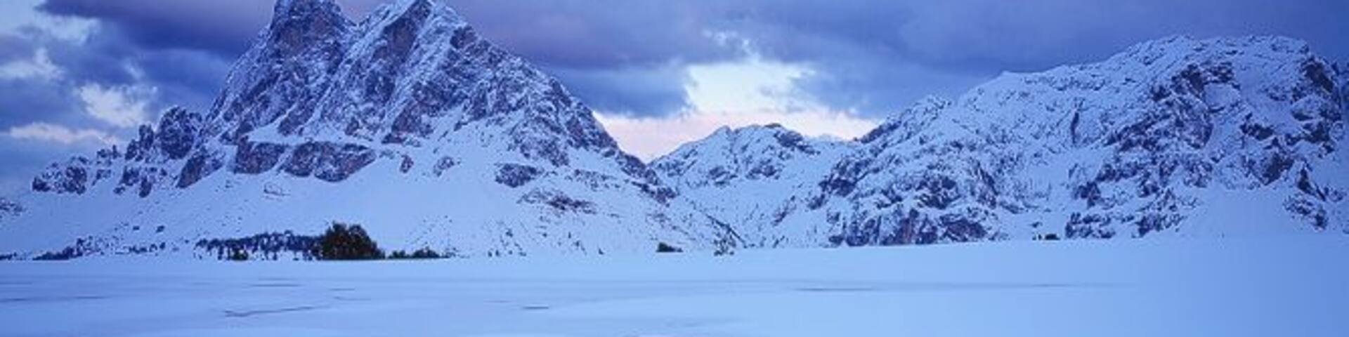 Fuji Provia 100F 1/2 sec f/22 1/3 Schneider80mmF4.5 + Lee 0.3Hard Scanner: Flextight X5 Sharpened for the Web with Web Sharpener V0.8 by Andreas Resch: www.andreasresch.at/2012/03/19/webscharfungsskript-v0-8-u...