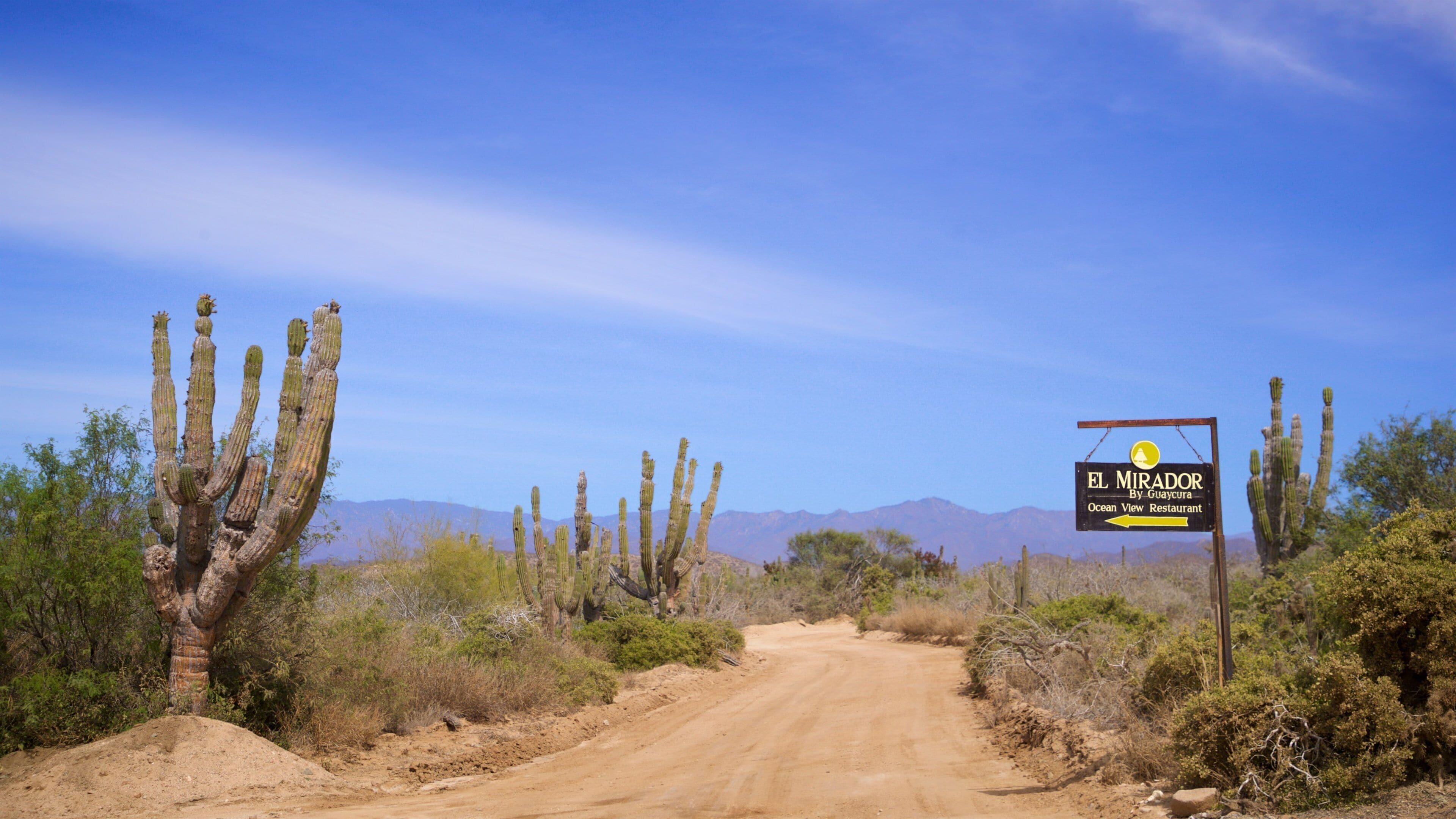 <h2>Top places to stay near the water</h2>