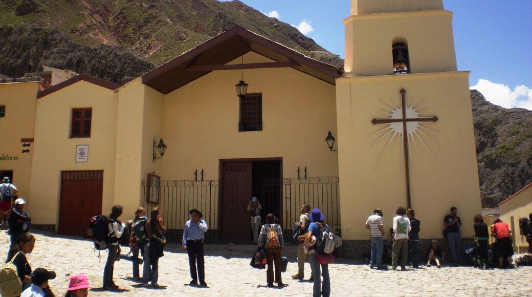 Waiting for the bus to return to Humahuaca. This old church was founded in 1753, it is at 2780 mts over the sea level. The road to reach this little village is amazing! #Architecture