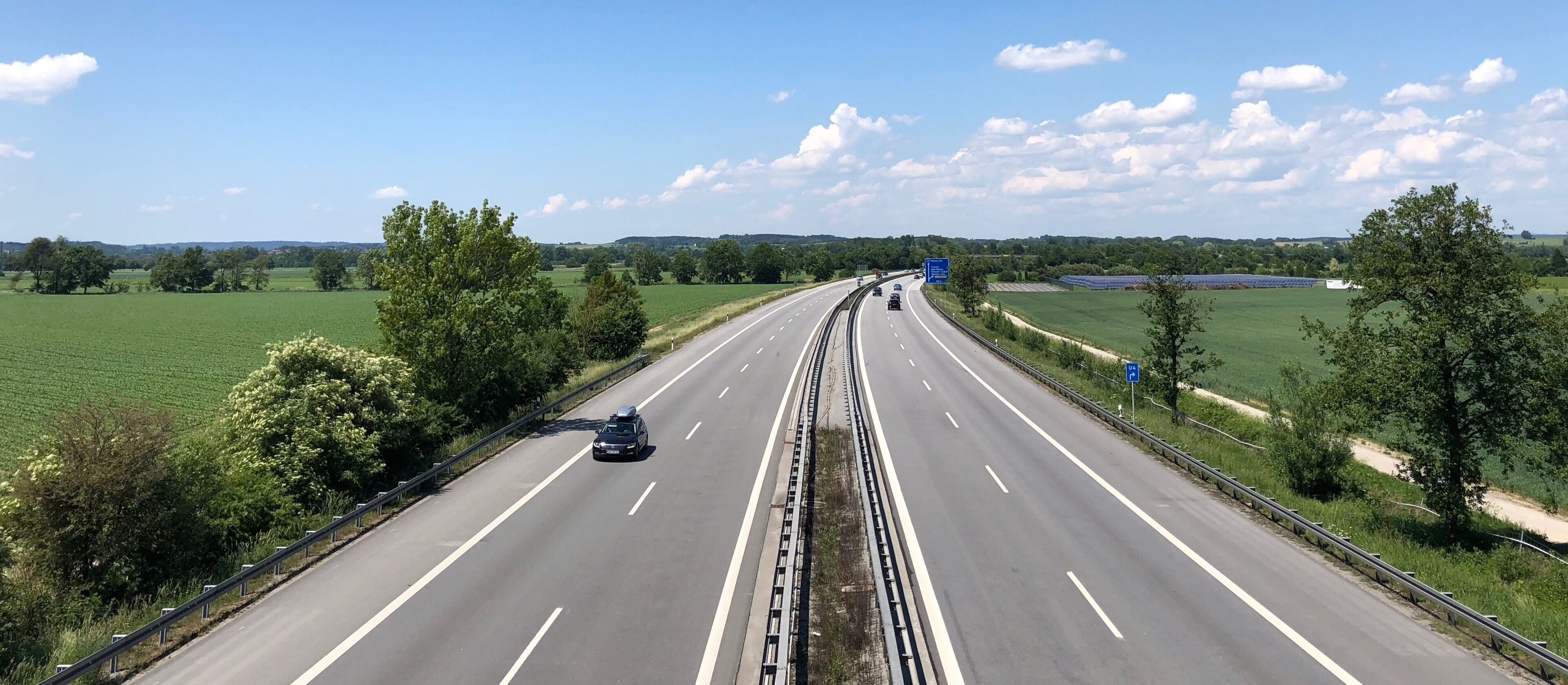 English: German Federal Motorway 3 between Exit Pocking and Austrian border in Suben