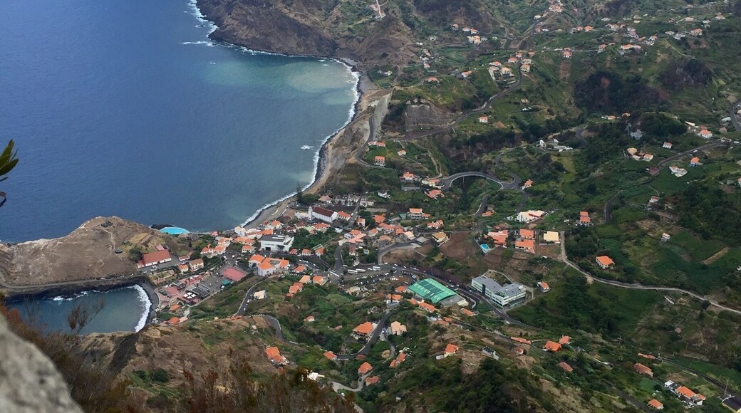 Penha D'Aguia - Madeira Island
🏖 Europe's Leading Island Destination 2016
🏖 World's Leading Island Destination 2015
🏖 Europe's Leading Island Destination 2014
🏖 Europe's Leading Island Destination 2013