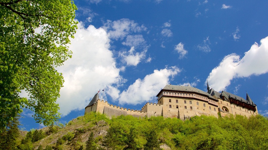 Karlstejn showing heritage architecture