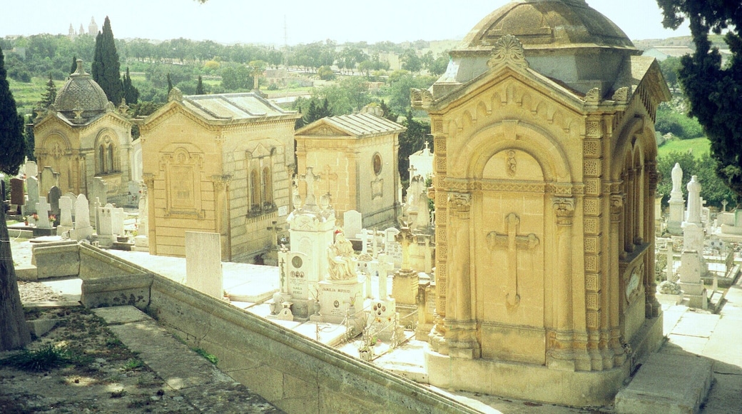 Paola (Malta), the Addolorata Cementery