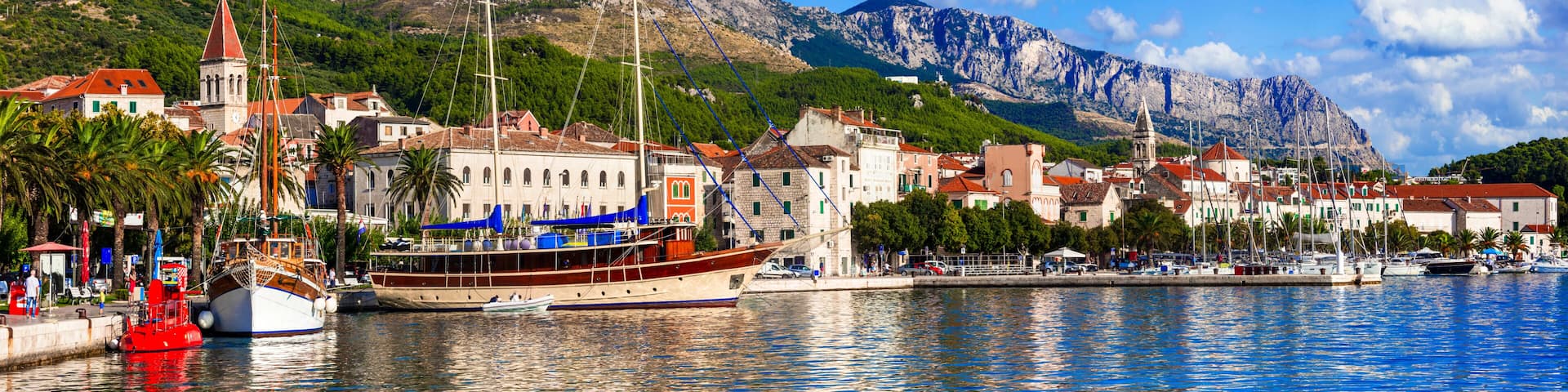 Ultra Wide High Resolution Panorama of Makarska Riviera and Biokovo Mountains — Scenic Coastal Town with Adriatic Sea Harbor and Beach in Dalmatia Croatia
