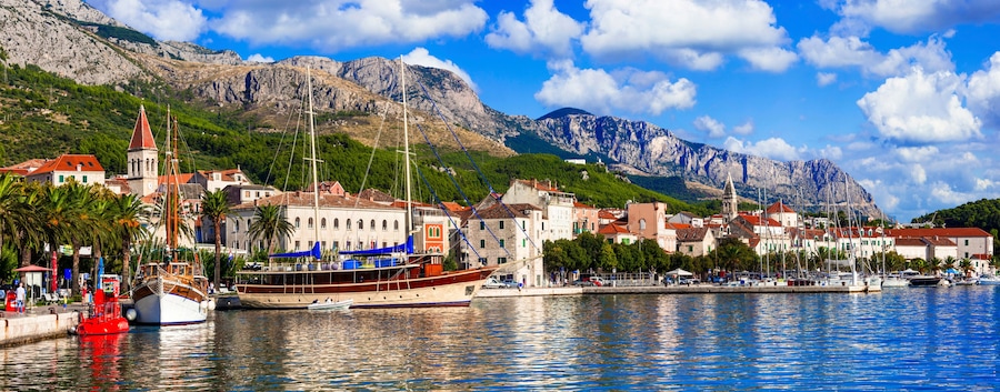 Ultra Wide High Resolution Panorama of Makarska Riviera and Biokovo Mountains — Scenic Coastal Town with Adriatic Sea Harbor and Beach in Dalmatia Croatia