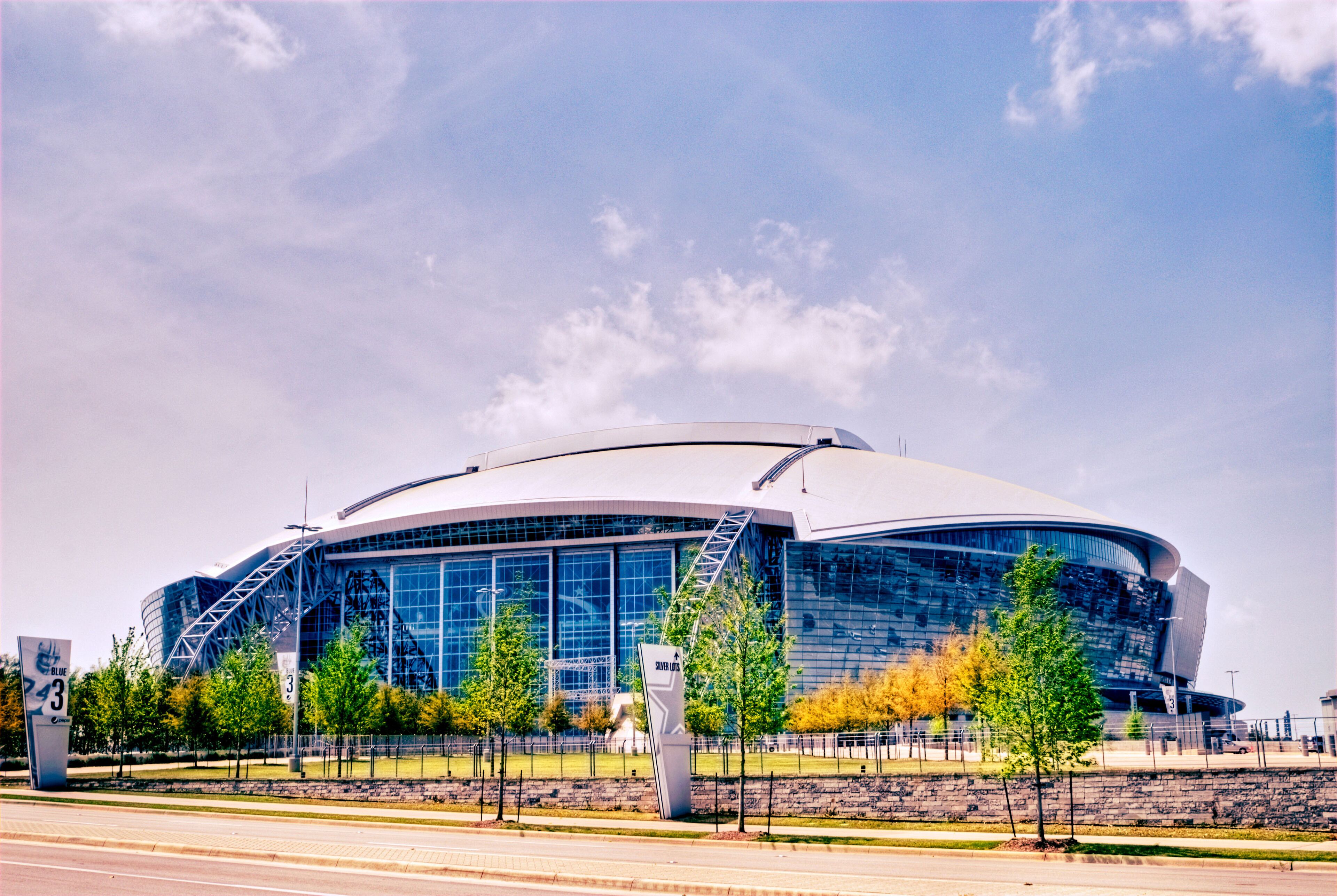 CNW27Y New Cowboys stadium. Arlington, TX.
