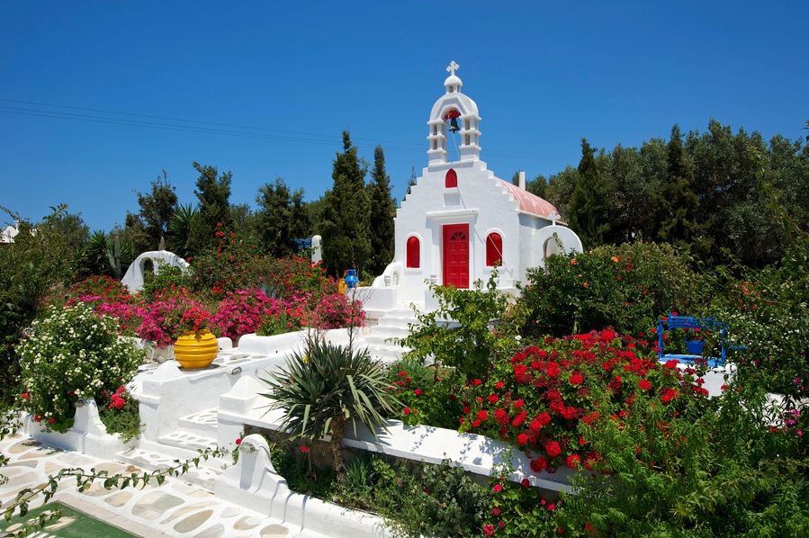 Chapel near Klouvas, Mykonos, Cyclades, Greece