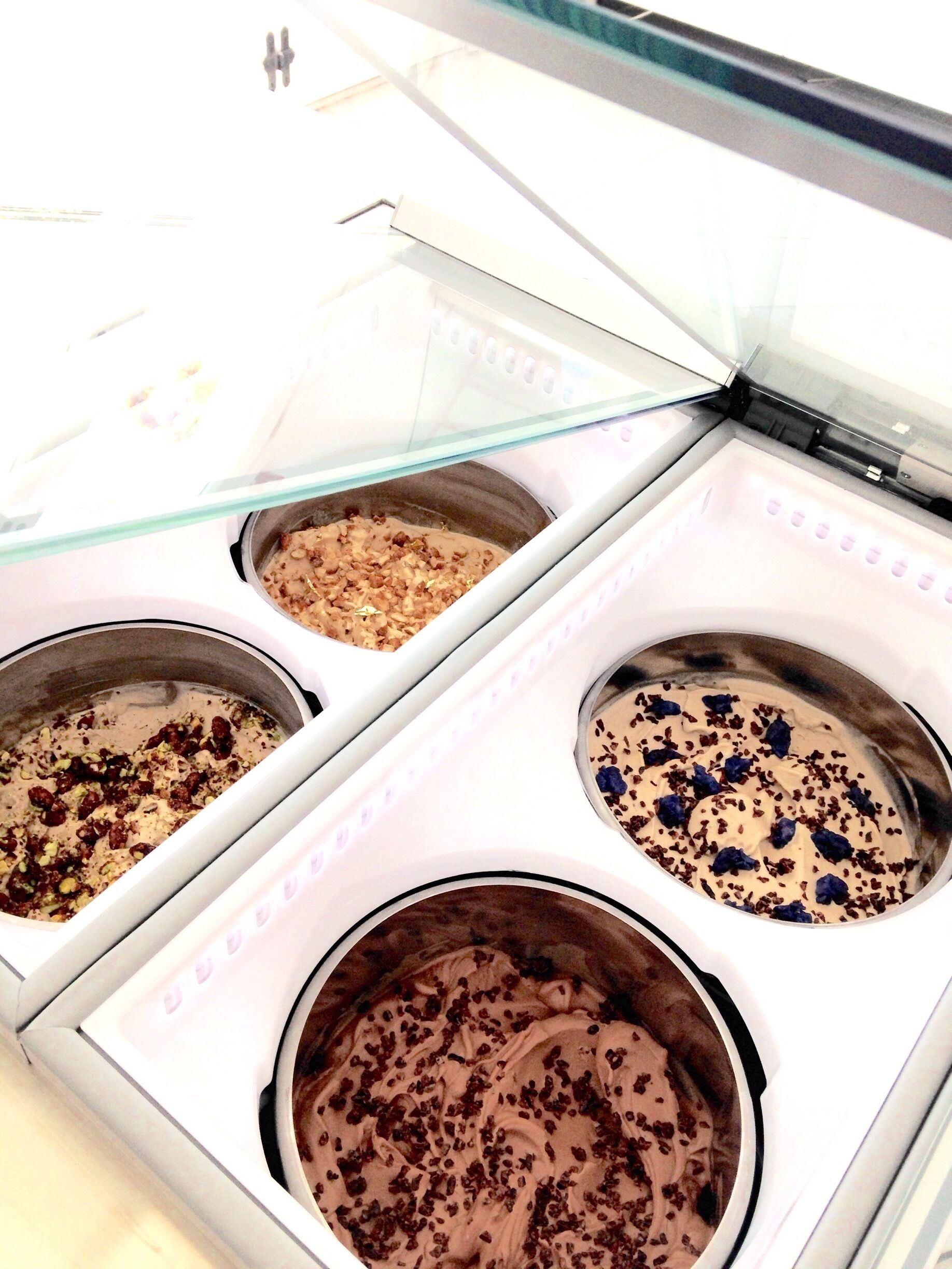 N'ice cream Mykonos 

New ice cream shop  with real ice cream. Everything is hand made,  all fresh materials . 

You will be amazed .. !!

All recipes is from the pastry chef Dimitris Chronopoulos 

#Delicious 