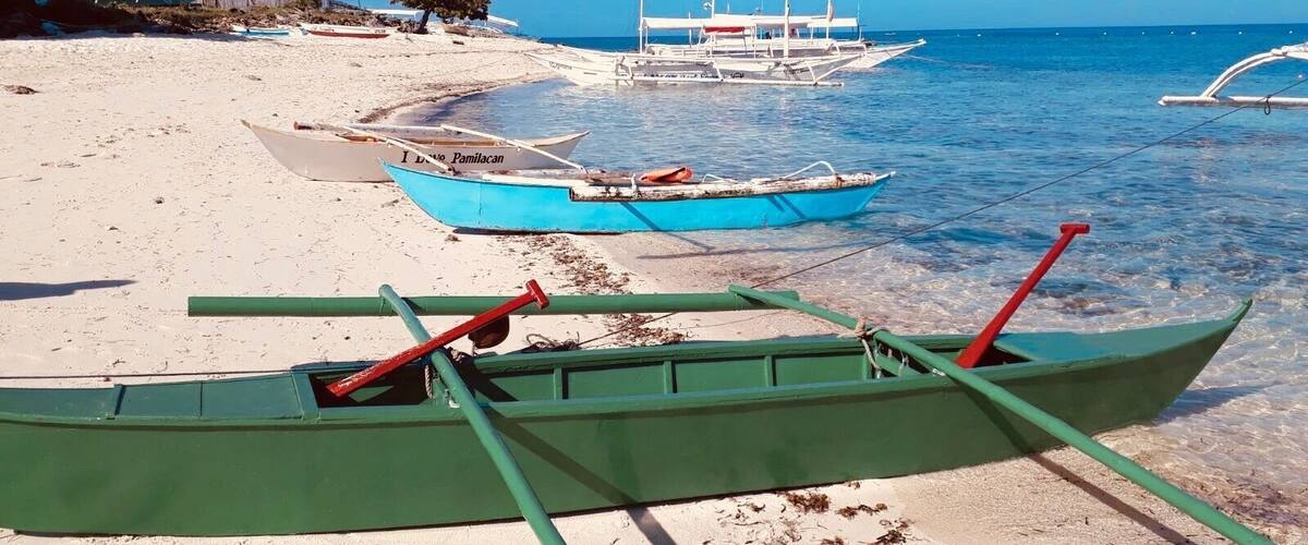 Une petite plage très agréable avec un jolie site de snorkeling!