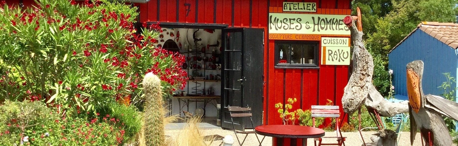 There are a lot of these beautiful coloured beach huts at the port of Château d'Oléron.