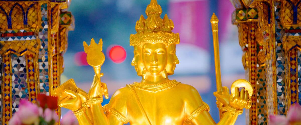 Erawan Shrine featuring religious aspects, interior views and a statue or sculpture