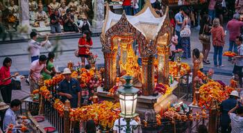 Erawan Shrine which includes a temple or place of worship
