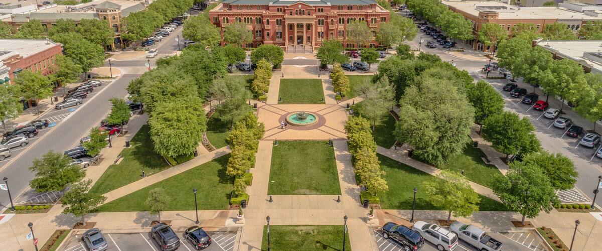 Aerial view of Southlake Town Center plaza