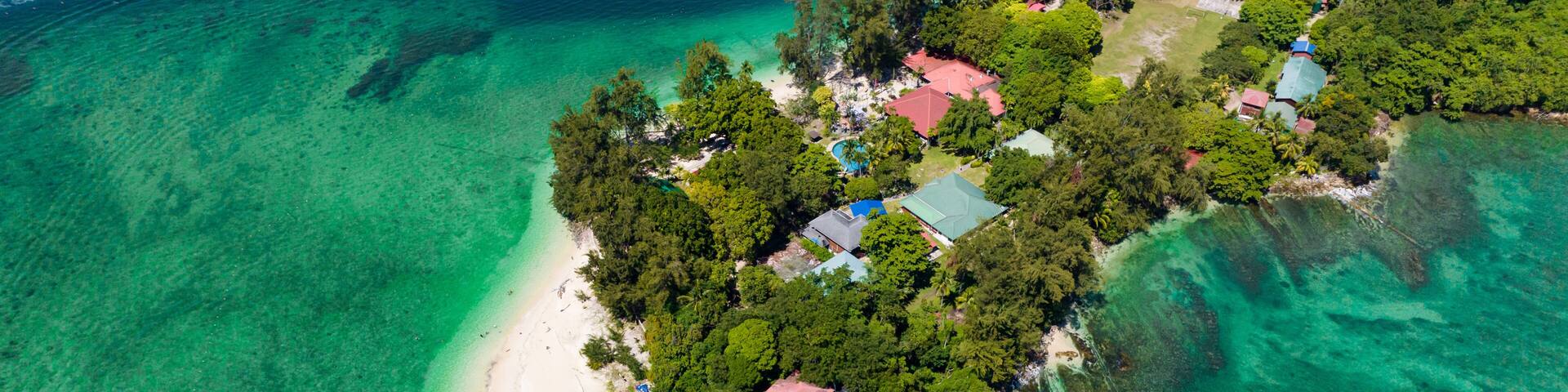 Manukan Island with a beautiful sandy beach. Tunku Abdul Rahman National Park. Kota Kinabalu, Sabah, Malaysia.