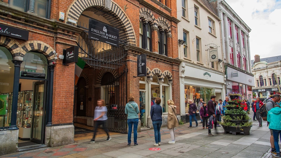 English Market showing street scenes and heritage elements