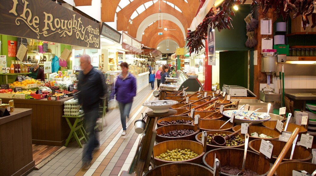 Englischer Markt das einen Märkte, Speisen und Innenansichten