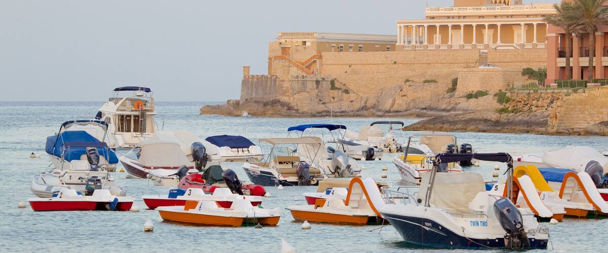 セント ジョージズ ビーチ フィーチャー 湾岸あるいはハーバー