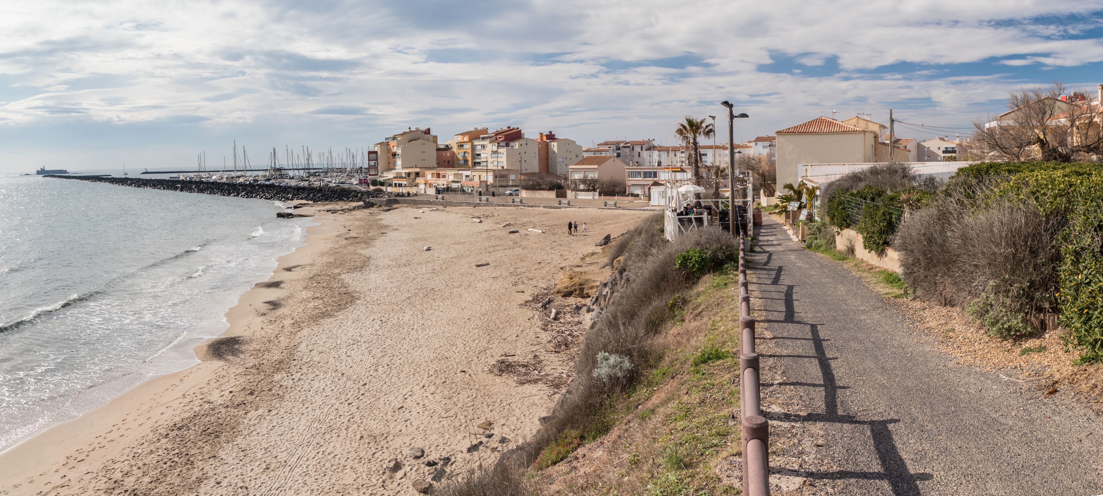 Panorama  de la plagette à Agde.