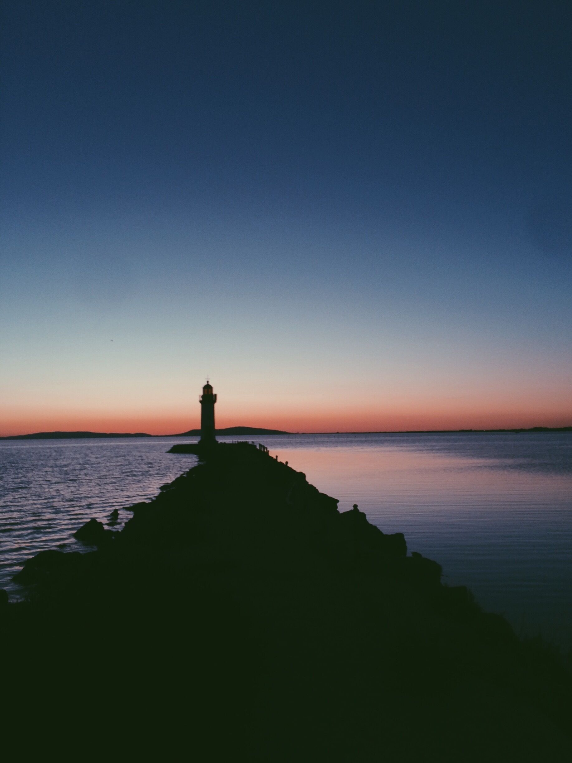 sunrise 5AM☀️⛵️. 