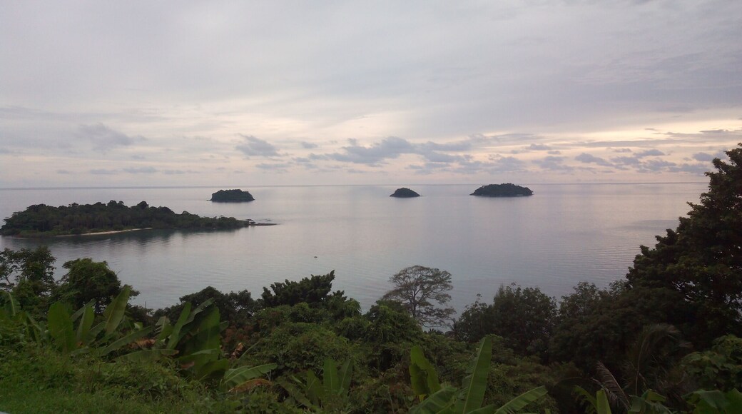 The view at Kai Bae beach viewpoint at Koh Chang.