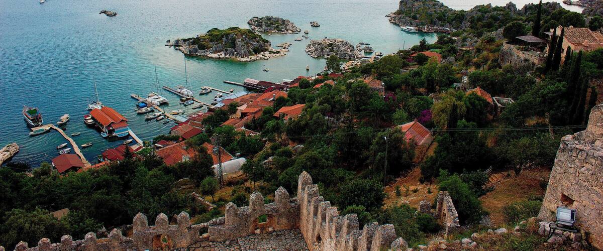 One of the most important travel philosophies to live by...always find the highest point if you're in search of the best view/that perfect shot. If that involves exploring a ancient fortress/castle than even better.
www.wheremypassportgoes.com
www.facebook.com/wheremypassportgoes