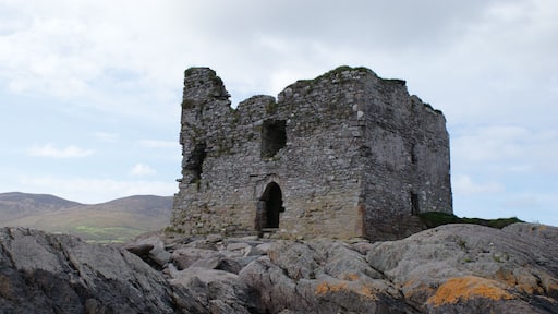 "#Patterns"
Lovely old ruins on Skellig beach in Kerry.