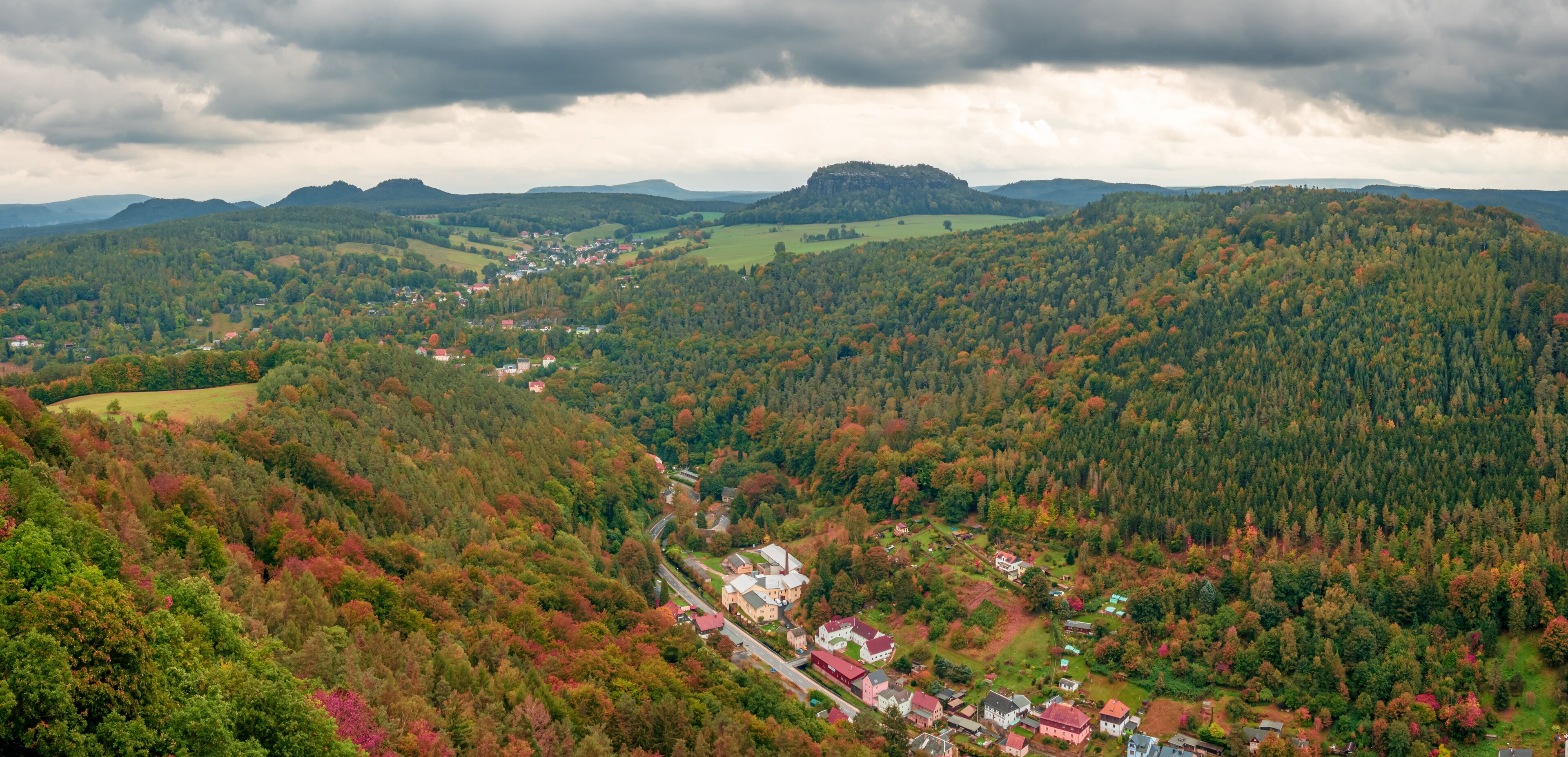 View from the Saxon Bastille to the wide autumn landscape