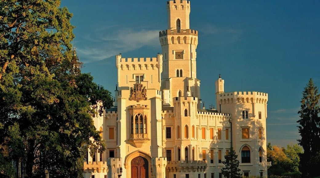 September 2007
Chateau Hluboká
This castle is considered as one of the most beautiful in Czech republic. Originally a gothic Royal castle built in 13th century during reign of king Premysl Otakar II, rebuilt in rennaisance and baroque style until getting its current Neogothic appearance from 1841-71 after Windsor castle example. The Neogothic Chateau belonged to Counts of Schwarzenberg until 1947 when it was confiscated and nationalized. There is a nice big surrounding English park. The chateau is opened to public and counts as one of the most visited in our country.