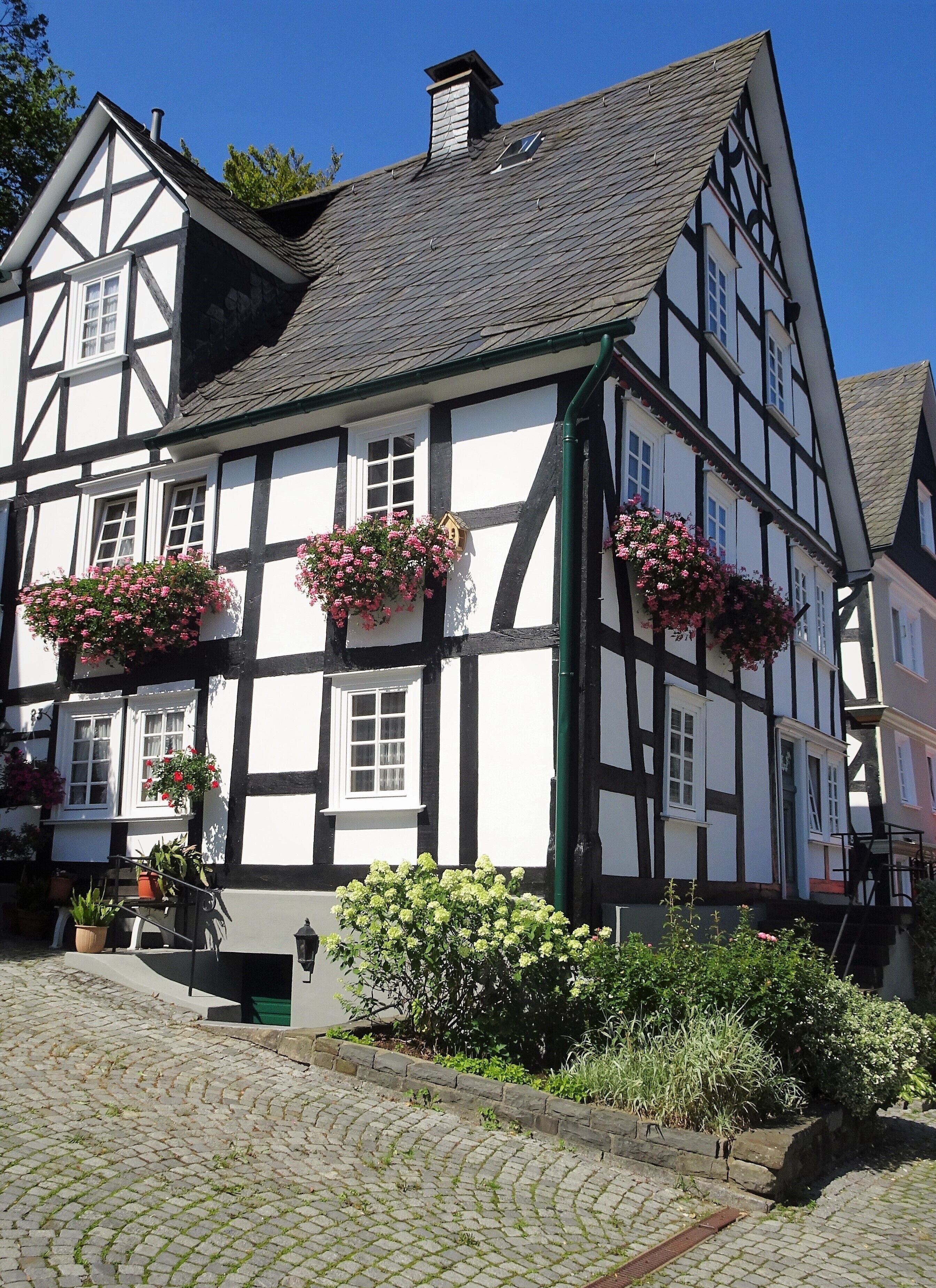 Walking in the "Historischer Stadtkern" (Historic city centre).
