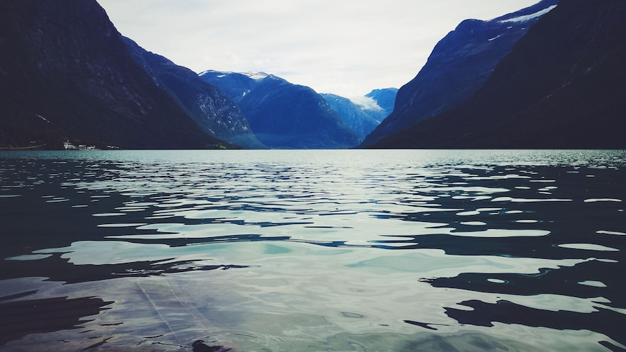 Where the mountains have a date