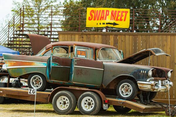 Traders Village featuring heritage elements