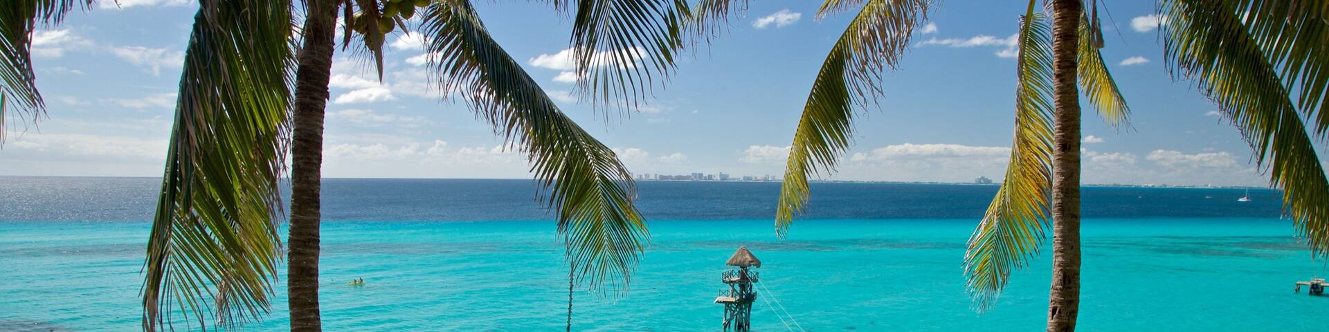 Garrafon Natural Reef Park showing general coastal views and tropical scenes