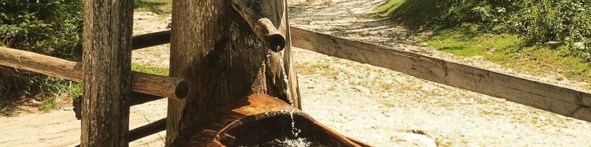 A small detour of the trail leading to the waterfalls takes you to the valley where the cows are grazing. There is a small family owned restaurant that offers hikers local food and other refreshments.