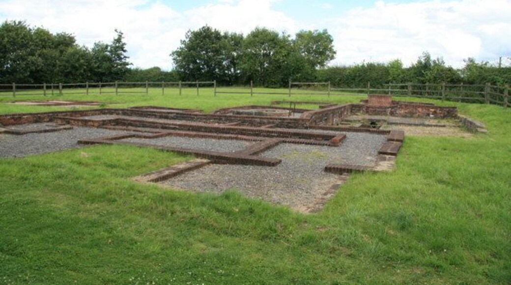 Site of the Swannington Incline winding engine. The Swannington Incline was the work of Robert Stephenson and was cable worked by a stationary engine at the top - an 1833 horizontal single cylinder engine. This is now preserved at the National Railway Museum but there are alleged plans to rebuild its house and reinstall it here. The incline was latterly used in the reverse direction to supply coal to the Calcutta pit engine.