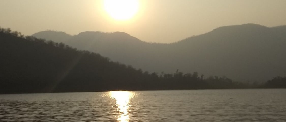 Never thought Alwar could be so beautiful. What I loved about this place was it's peace and serenity. You could sit beside the lake for hours.