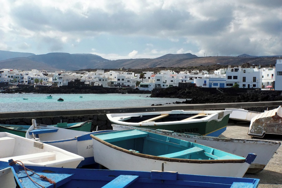 Fancy fresh fish and sea food? Check Arrieta – small traditional fishing village in the north of Lanzarote with just 400 inhabitants #LifeAtExpedia #SeasideDiscoveries