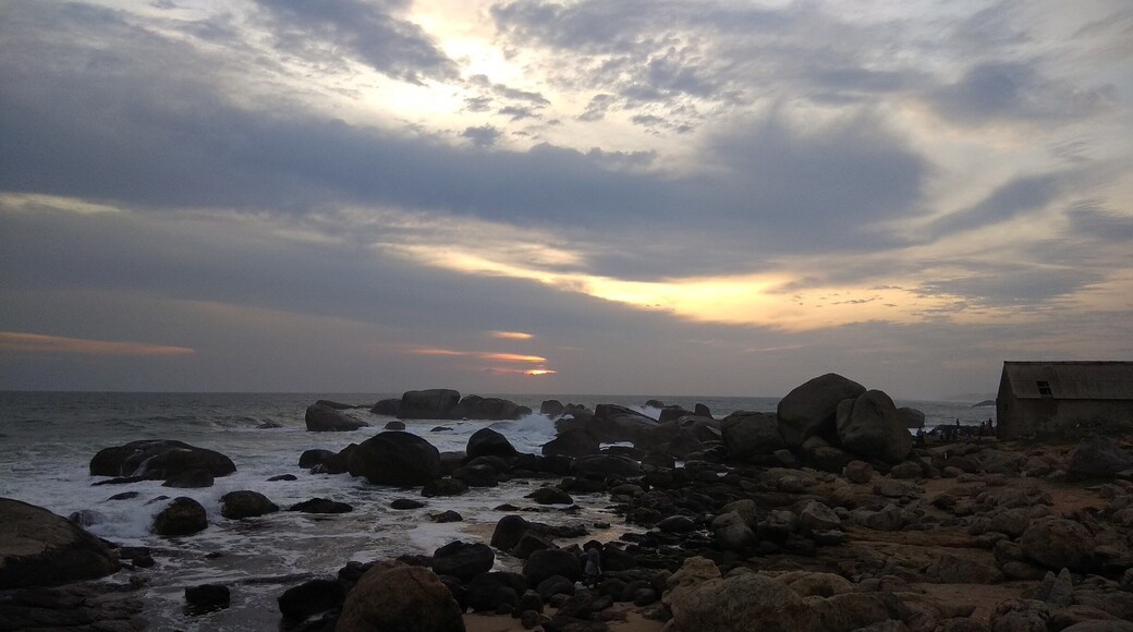 The southern tip of India. Head to this place for spectacular views of either sunset or sunrise in the beaches.