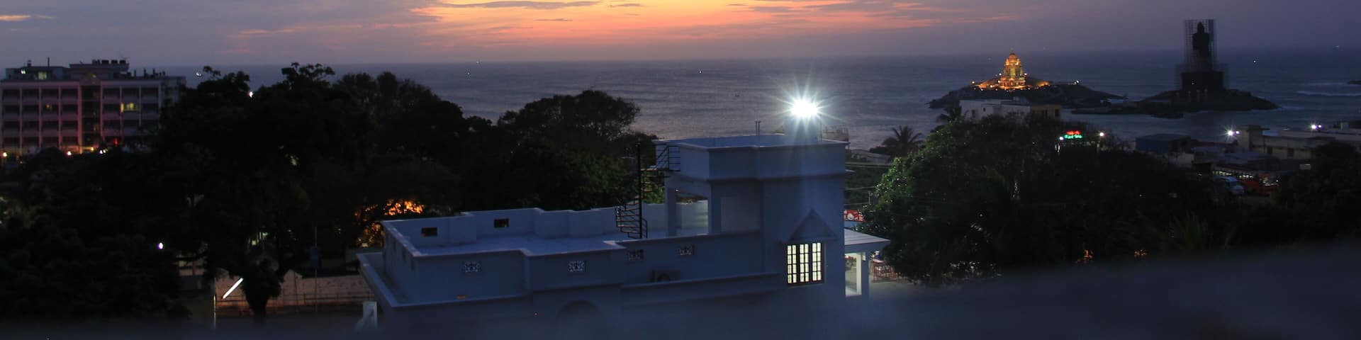 one of the places on earth where you can see the Sunrise & Sunset from one spot!